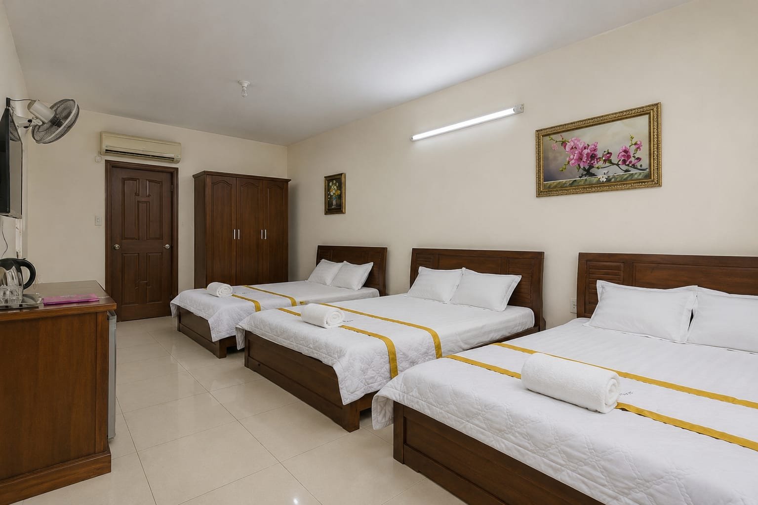 Family Lodge Room